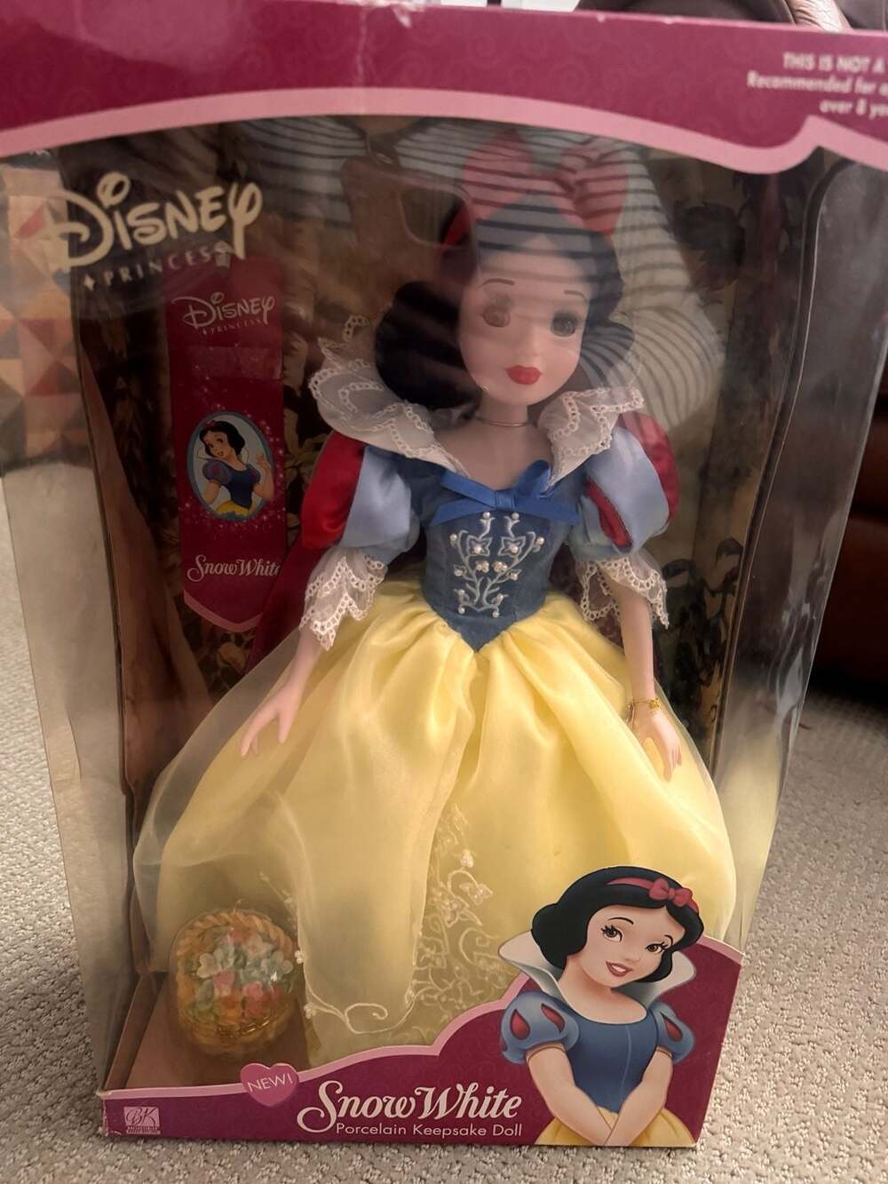 The Brass Key Disney Snow White Porcelain Keepsake Doll 2002